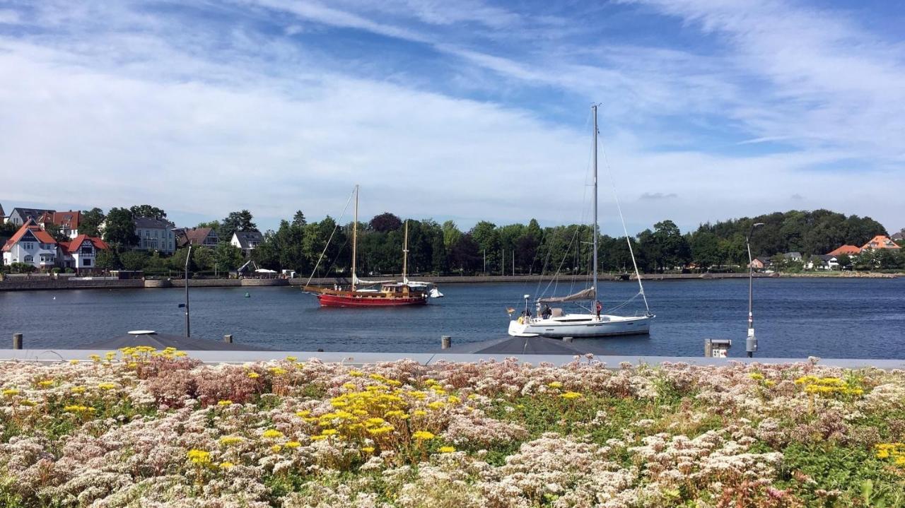 Pier 6 Apartment Eckernförde Екстериор снимка