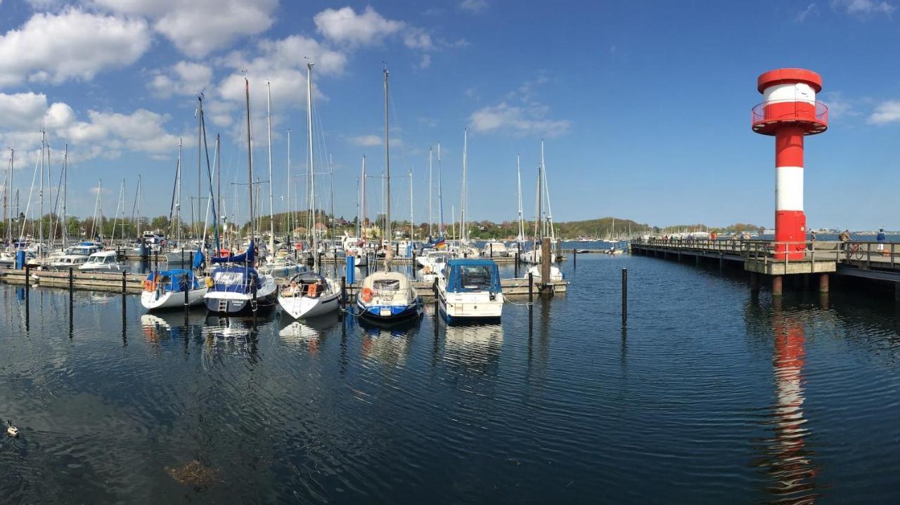 Pier 6 Apartment Eckernförde Екстериор снимка